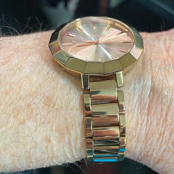 Rip Curl Sunrise Watch in a Shinny Rose Gold - Picture 10 of 10